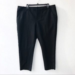 Merona • Classic fit cropped dress pants